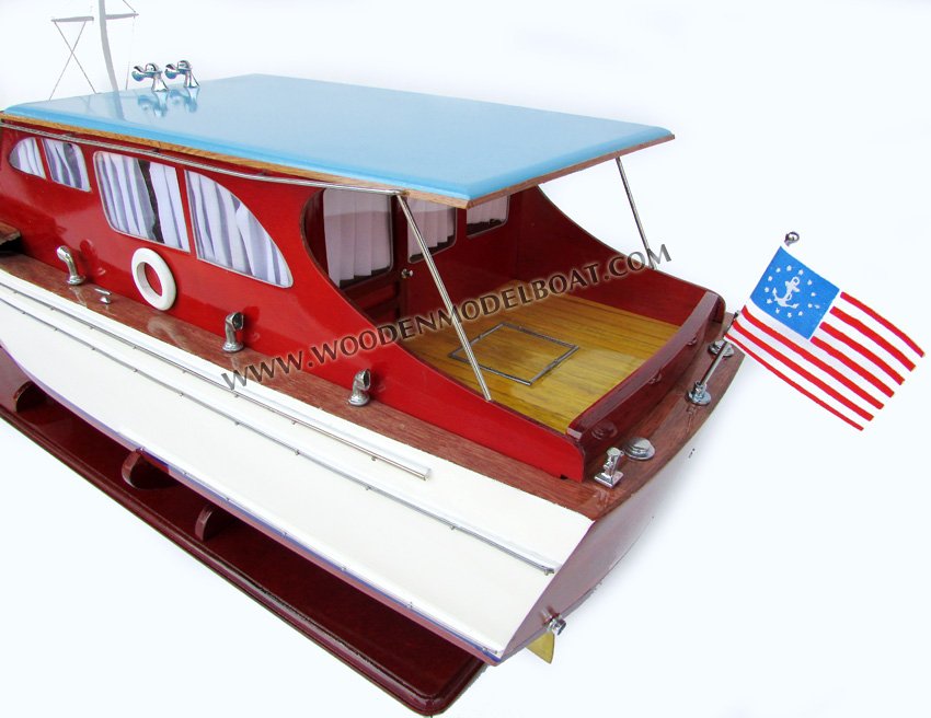 Wooden Model Boat built by master craftmen, CHRIS CRAFT DOUBLE CABIN CRUISER 1937, Chris Craft DOUBLE CABIN CRUISER 1937 wooden model speed boat, Chris Craft DOUBLE CABIN CRUISER 1937 handmade model boat custom made. wooden boat chris craft, model chris craft boat, chirs craft DOUBLE CABIN CRUISER 1937 model, display model boat chris craft, display model corvette, wooden boat chris craft 1937, chris craft 1937 for sale, model chris craft for sale