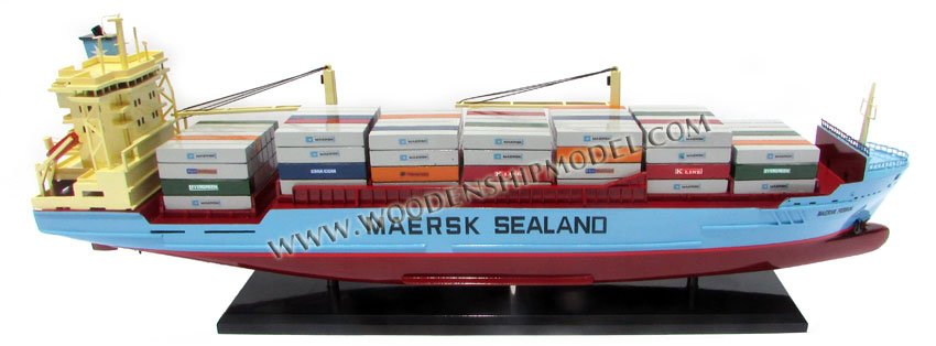 Container Ship Model Maersk Ferrol