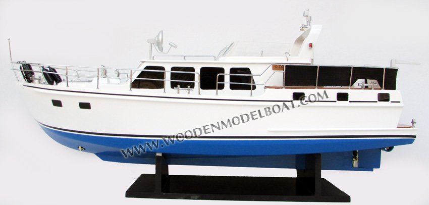 Tamaca model boat