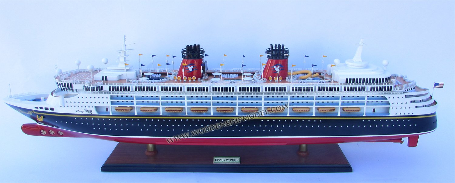Model Ship Disney Wonder