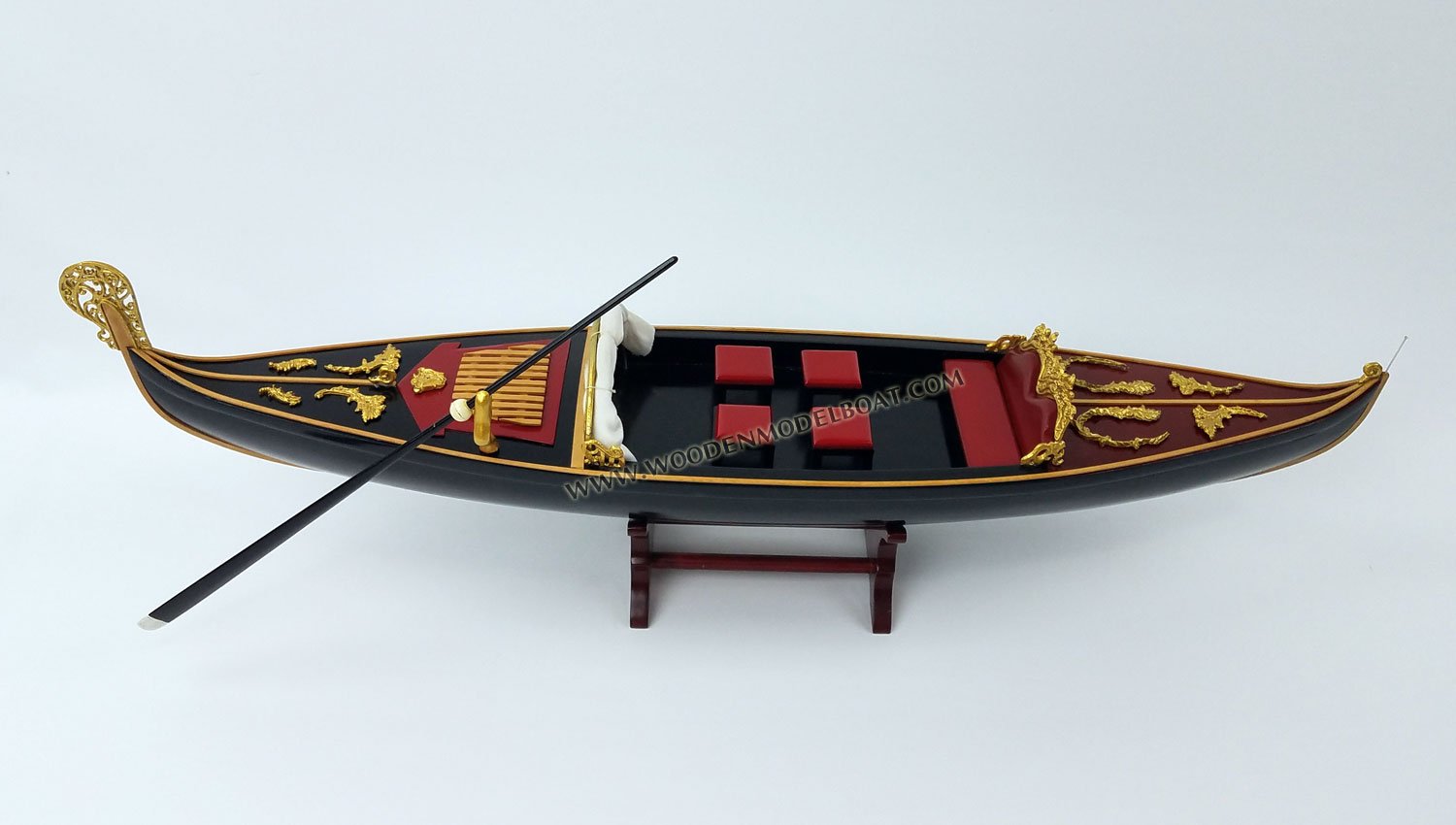 Gondola model ready for display